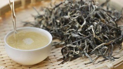 普洱白茶和寿眉是一种茶吗-普洱白茶和寿眉是一种茶吗为什么