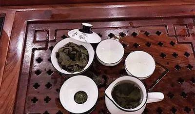 普洱茶白茶的外形特点介绍-普洱茶白茶的外形特点介绍图片