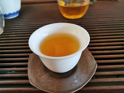生普洱与白茶的区别和用法-生普洱和白茶有什么区别