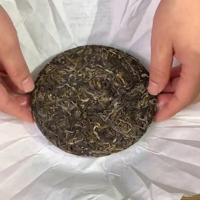 普洱茶大叶种与小叶种的区别及晒青毛茶的好处