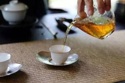 红茶护肝吗，有保护肝脏的作用吗？