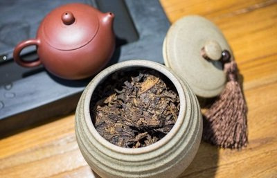 普洱茶可以放瓷罐保存多久？