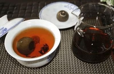 普洱白茶炒制方法：如何让茶叶口感更佳？ 视频教程