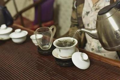深入解析：景谷白茶的口感及其独特特点