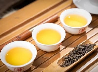 白茶和普洱的保质期：有何不同？哪种更长久？
