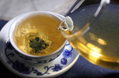 普洱茶能与白茶同存一罐吗？会不会产生副作用？