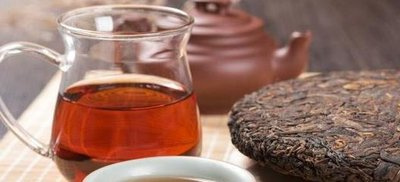 新白茶为何带有普洱味？探讨其味道与香味来源及青味原因