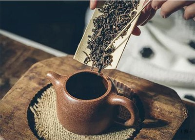 人种茶叶吗，茶叶来自哪里，人对茶叶的态度是怎样的