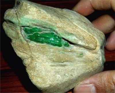 非洲绿松石值钱吗图片及价格，什么是非洲绿松石？